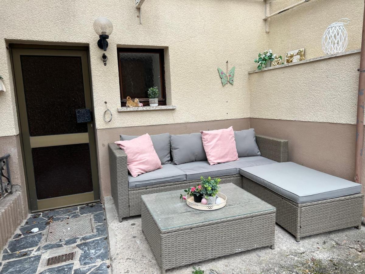 Ferienhaus Moselblick Am Kapellchen Ediger-Eller Bagian luar foto
